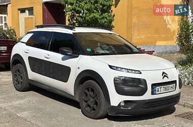 Внедорожник / Кроссовер Citroen C4 Cactus 2016 в 