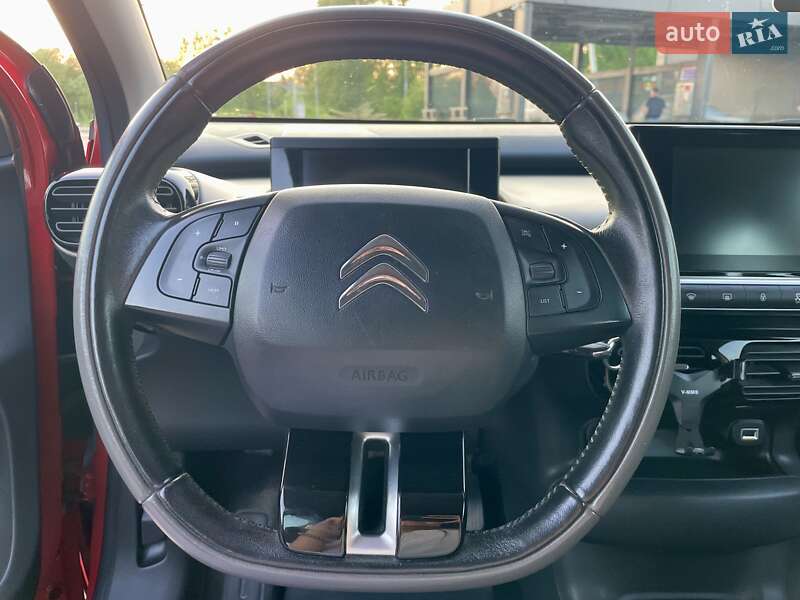 Внедорожник / Кроссовер Citroen C4 Cactus 2015 в Надворной