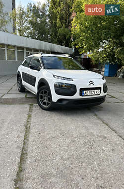 Позашляховик / Кросовер Citroen C4 Cactus 2016 в Києві