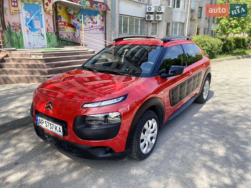 Внедорожник / Кроссовер Citroen C4 Cactus 2014 в Запорожье