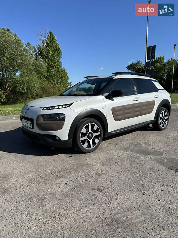 Внедорожник / Кроссовер Citroen C4 Cactus 2015 в Жовкве