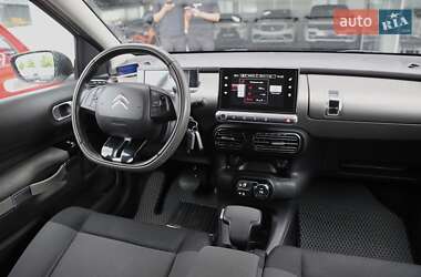 Внедорожник / Кроссовер Citroen C4 Cactus 2017 в 
