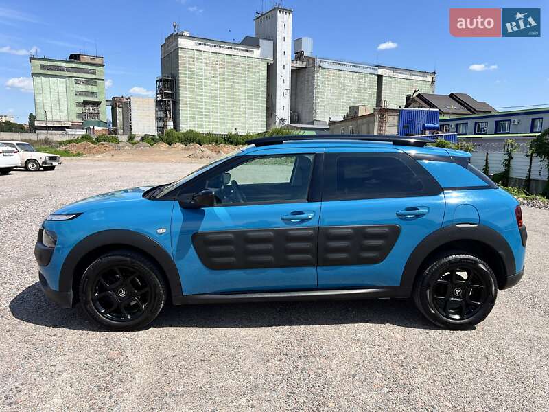 Внедорожник / Кроссовер Citroen C4 Cactus 2018 в Полтаве