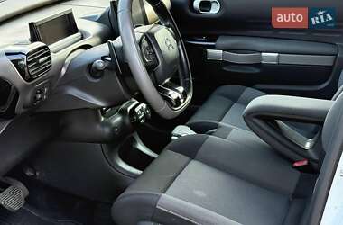 Внедорожник / Кроссовер Citroen C4 Cactus 2015 в 