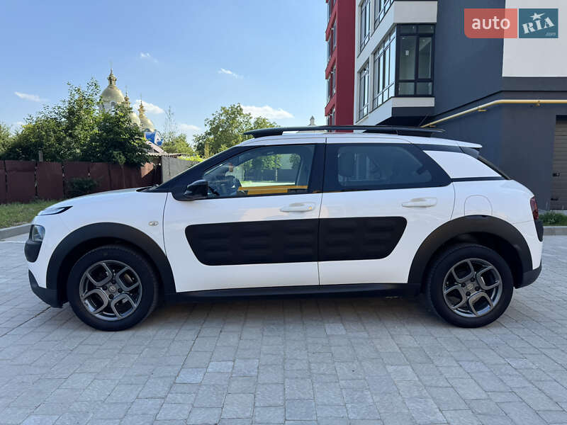 Внедорожник / Кроссовер Citroen C4 Cactus 2015 в Ивано-Франковске