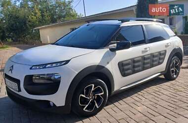 Внедорожник / Кроссовер Citroen C4 Cactus 2017 в 