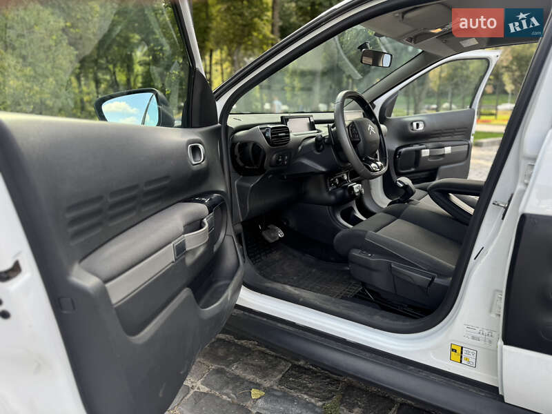 Внедорожник / Кроссовер Citroen C4 Cactus 2016 в Киеве