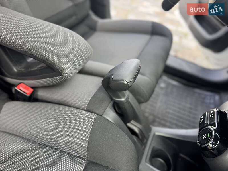 Внедорожник / Кроссовер Citroen C4 Cactus 2016 в Киеве