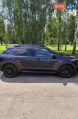 Внедорожник / Кроссовер Citroen C4 Cactus 2015 в 