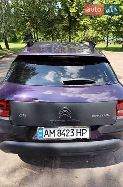Внедорожник / Кроссовер Citroen C4 Cactus 2015 в 