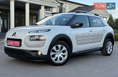 Внедорожник / Кроссовер Citroen C4 Cactus 2016 в 