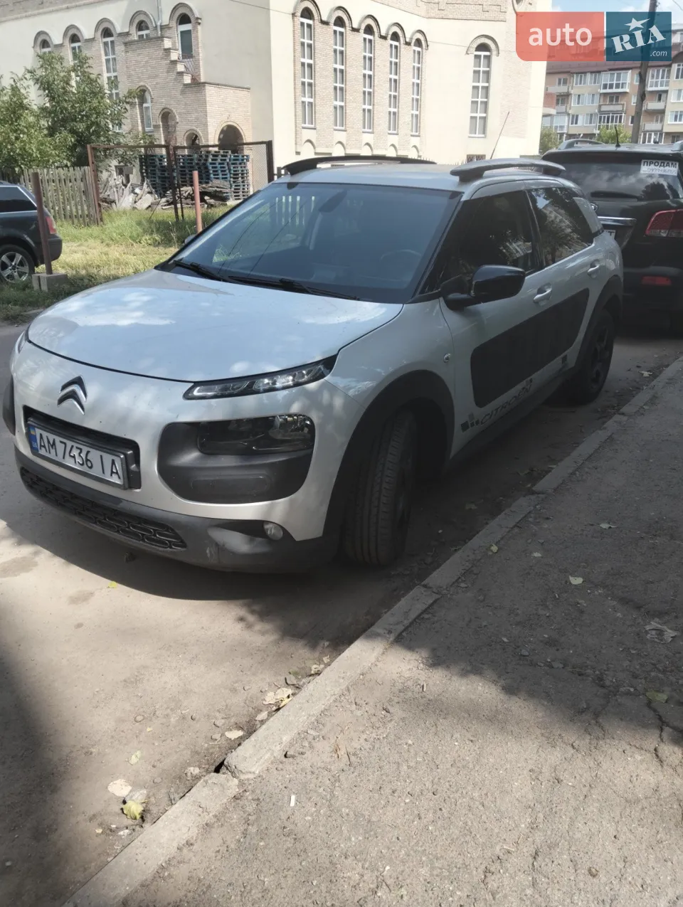 2016 Citroen C4 Cactus - мініатюра 16