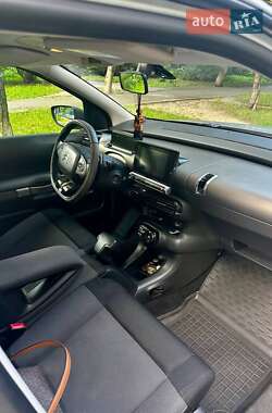 Внедорожник / Кроссовер Citroen C4 Cactus 2015 в 