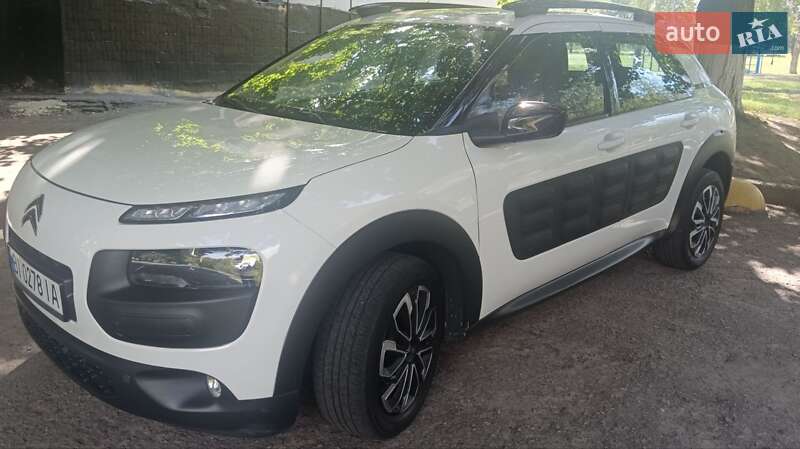Позашляховик / Кросовер Citroen C4 Cactus 2014 в Харкові