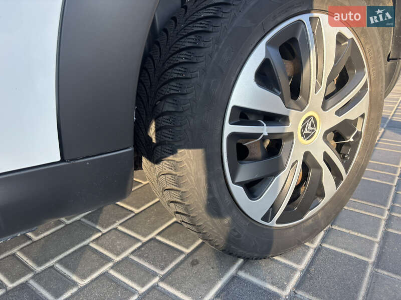 Внедорожник / Кроссовер Citroen C4 Cactus 2015 в Кропивницком фото 15 Внедорожник / Кроссовер Citroen C4 Cactus 2015 в Кропивницком