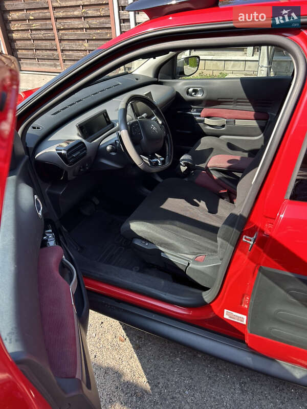 Внедорожник / Кроссовер Citroen C4 Cactus 2017 в Белогородке