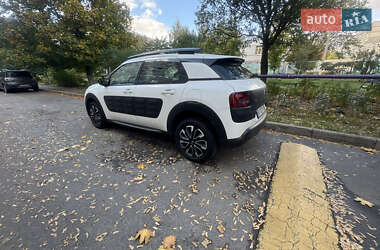 Внедорожник / Кроссовер Citroen C4 Cactus 2014 в 
