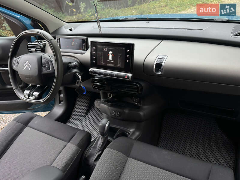 Внедорожник / Кроссовер Citroen C4 Cactus 2017 в Киеве