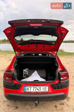 Позашляховик / Кросовер Citroen C4 Cactus 2014 в  фото 6 Позашляховик / Кросовер Citroen C4 Cactus 2014 в