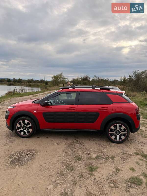 Внедорожник / Кроссовер Citroen C4 Cactus 2014 в Калуше