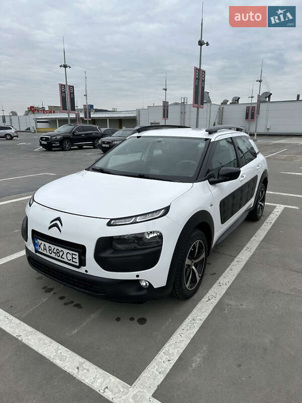 Внедорожник / Кроссовер Citroen C4 Cactus 2017 в Киеве