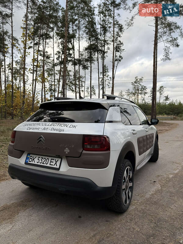 Позашляховик / Кросовер Citroen C4 Cactus 2014 в Києві фото 9 Позашляховик / Кросовер Citroen C4 Cactus 2014 в Києві