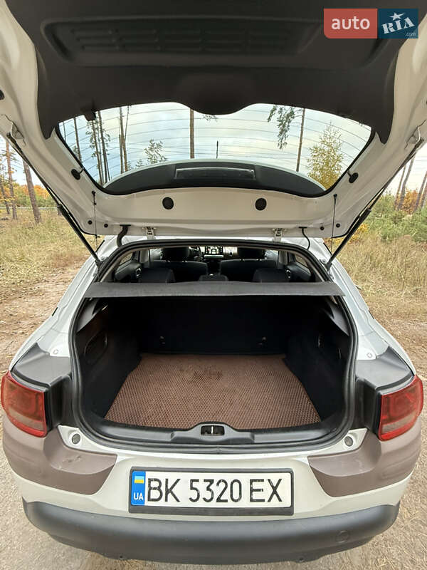 Позашляховик / Кросовер Citroen C4 Cactus 2014 в Києві фото 20 Позашляховик / Кросовер Citroen C4 Cactus 2014 в Києві