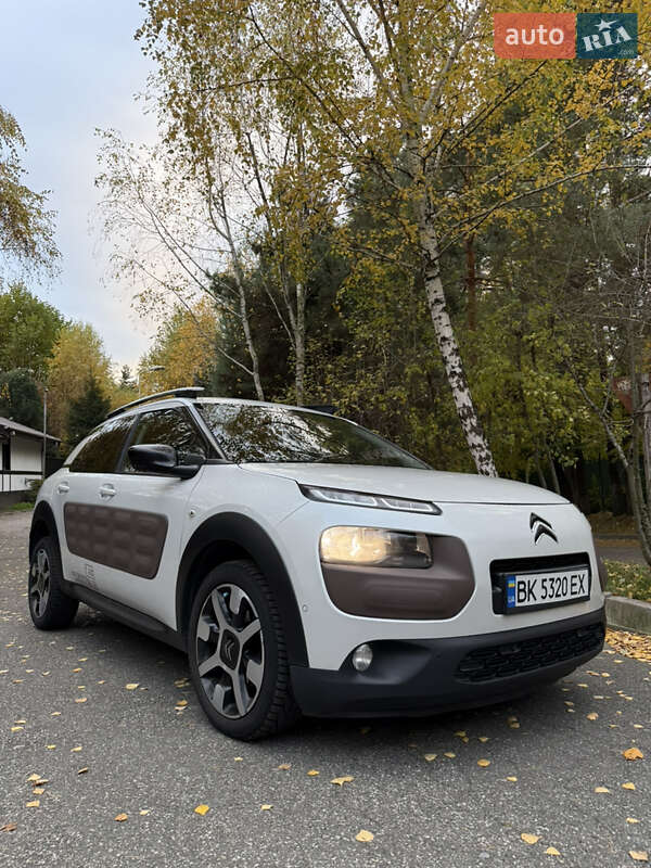 Позашляховик / Кросовер Citroen C4 Cactus 2014 в Києві фото 26 Позашляховик / Кросовер Citroen C4 Cactus 2014 в Києві