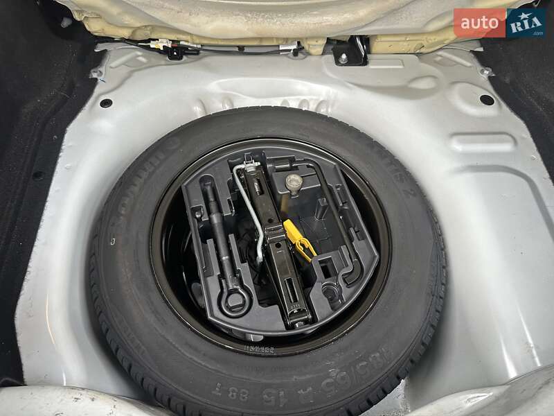 Позашляховик / Кросовер Citroen C4 Cactus 2018 в Києві фото 27 Позашляховик / Кросовер Citroen C4 Cactus 2018 в Києві