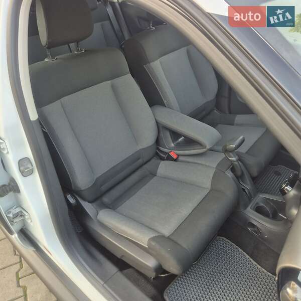 Позашляховик / Кросовер Citroen C4 Cactus 2016 в Чернівцях фото 20 Позашляховик / Кросовер Citroen C4 Cactus 2016 в Чернівцях