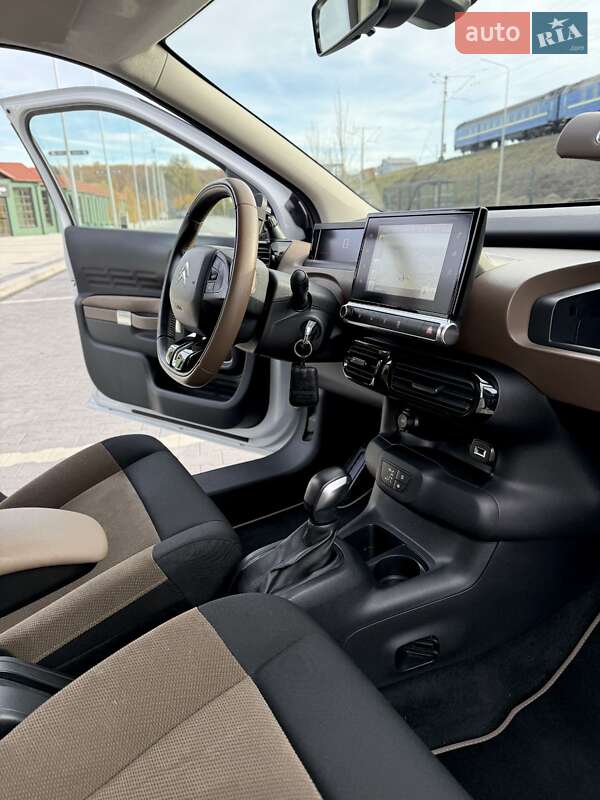 Позашляховик / Кросовер Citroen C4 Cactus 2017 в Києві фото 24 Позашляховик / Кросовер Citroen C4 Cactus 2017 в Києві