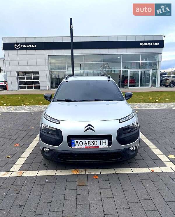 Позашляховик / Кросовер Citroen C4 Cactus 2015 в Івано-Франківську