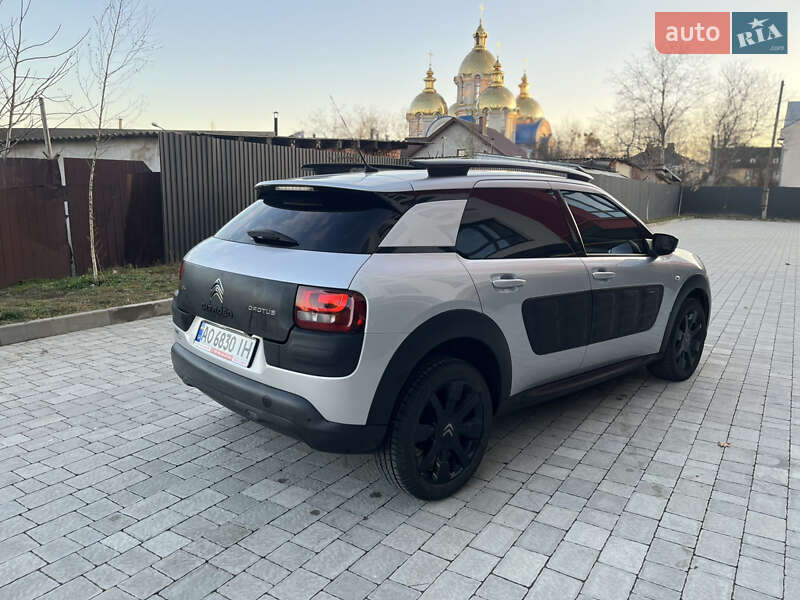 Внедорожник / Кроссовер Citroen C4 Cactus 2015 в Ивано-Франковске