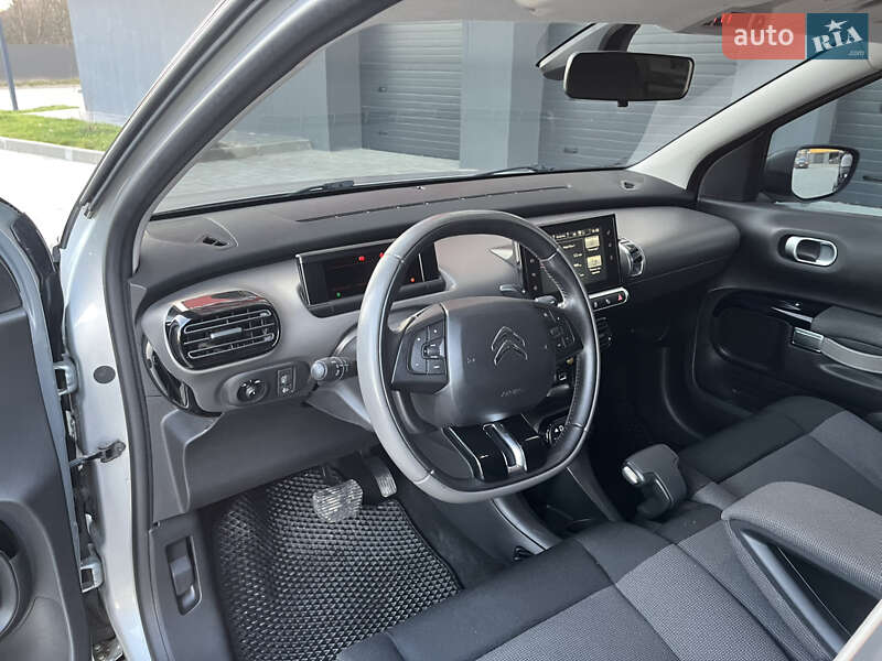 Внедорожник / Кроссовер Citroen C4 Cactus 2015 в Ивано-Франковске