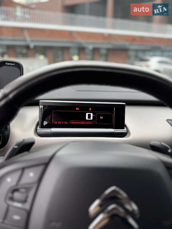 Позашляховик / Кросовер Citroen C4 Cactus 2016 в Дніпрі фото 16 Позашляховик / Кросовер Citroen C4 Cactus 2016 в Дніпрі
