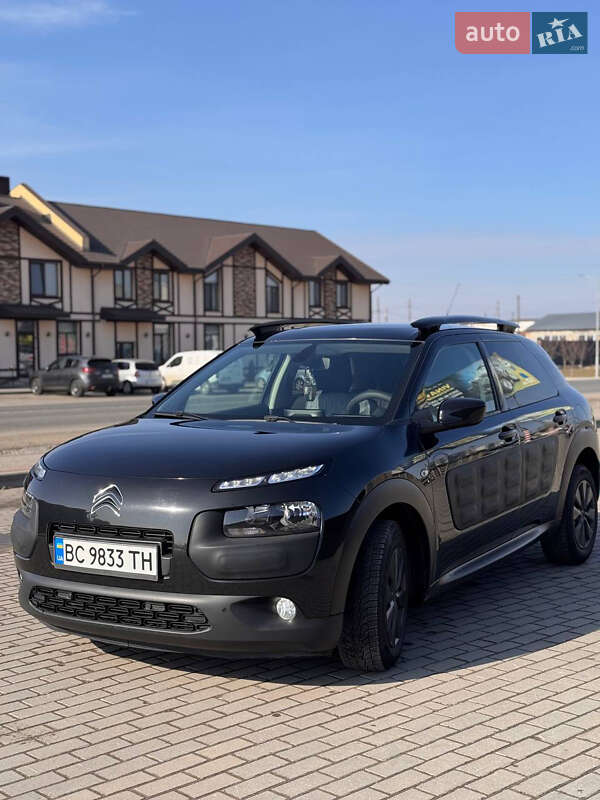 Внедорожник / Кроссовер Citroen C4 Cactus 2015 в Радехове