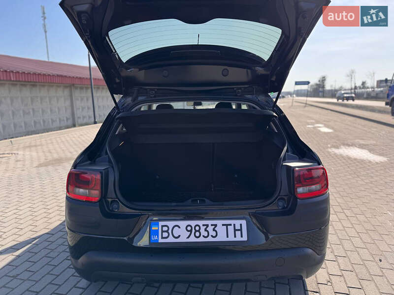 Внедорожник / Кроссовер Citroen C4 Cactus 2015 в Радехове