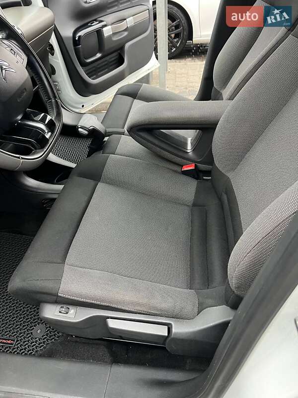 Позашляховик / Кросовер Citroen C4 Cactus 2015 в Дніпрі фото 7 Позашляховик / Кросовер Citroen C4 Cactus 2015 в Дніпрі