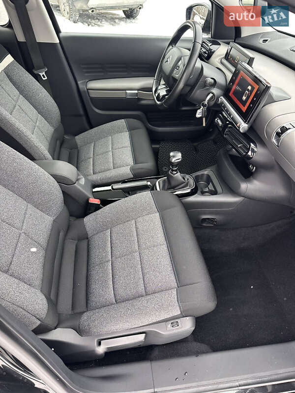 Позашляховик / Кросовер Citroen C4 Cactus 2018 в Умані