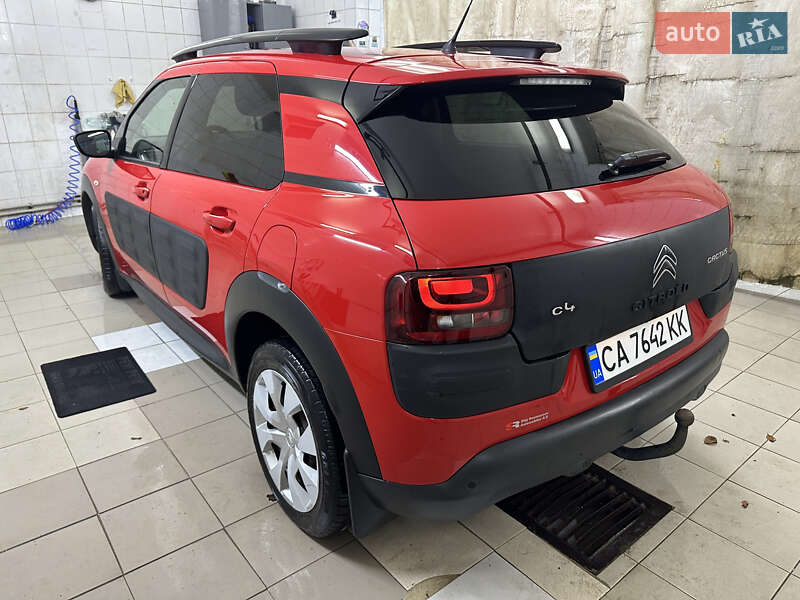 Внедорожник / Кроссовер Citroen C4 Cactus 2015 в Умани