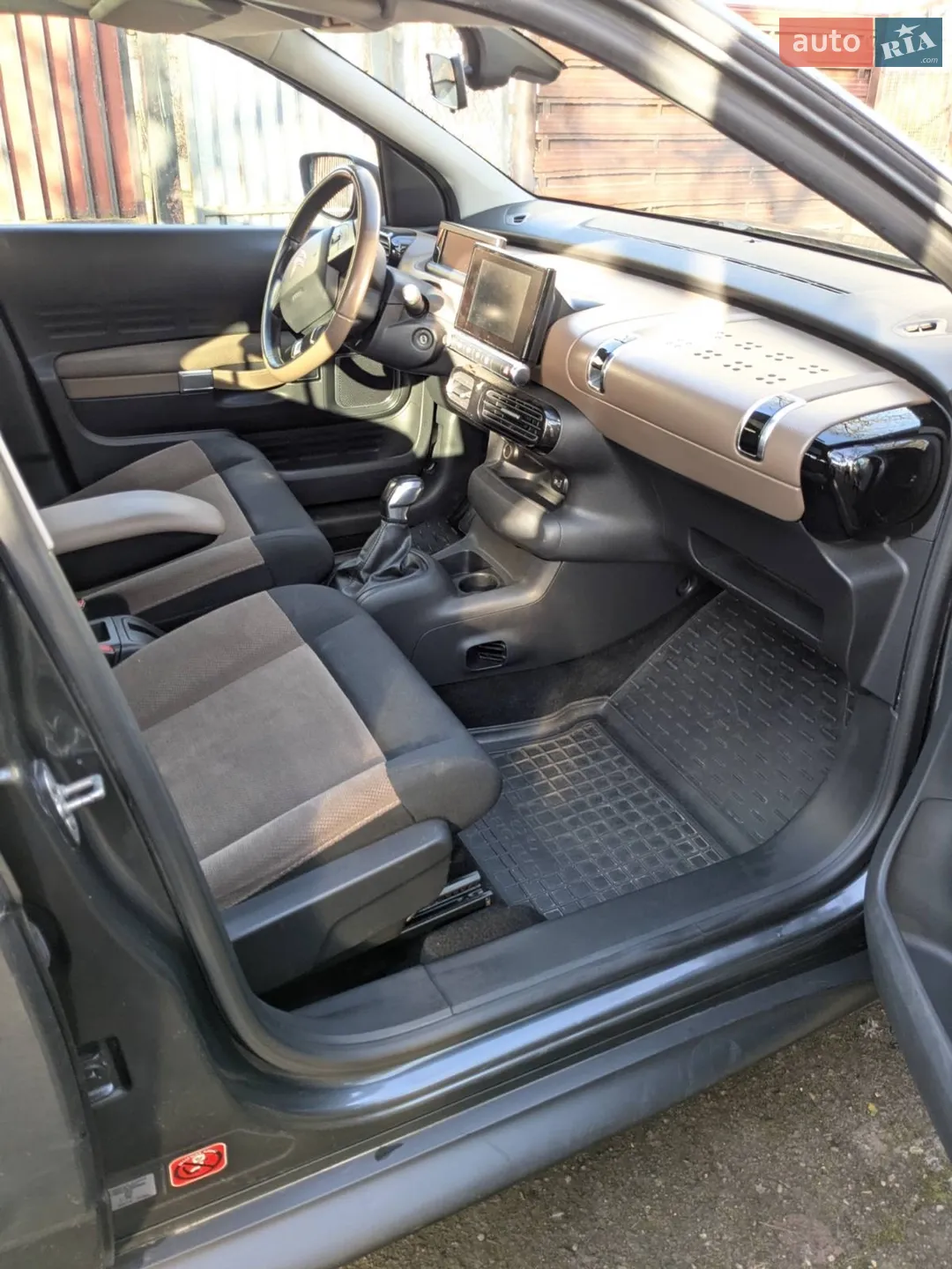 2015 Citroen C4 Cactus - мініатюра 10