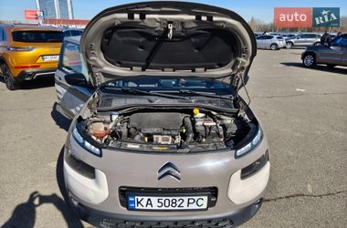 Позашляховик / Кросовер Citroen C4 Cactus 2015 в Києві