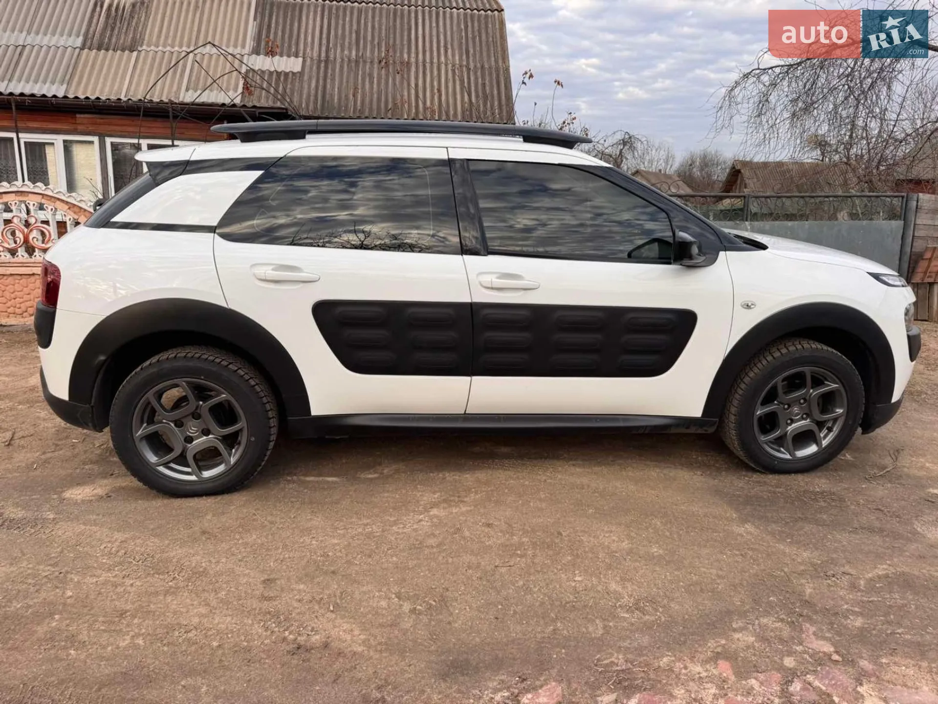 2016 Citroen C4 Cactus - мініатюра 5