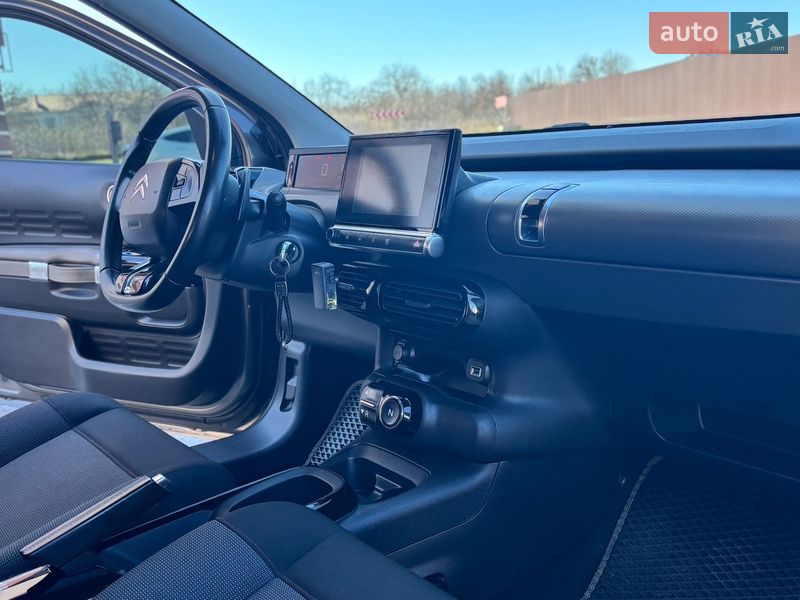 Позашляховик / Кросовер Citroen C4 Cactus 2018 в Умані