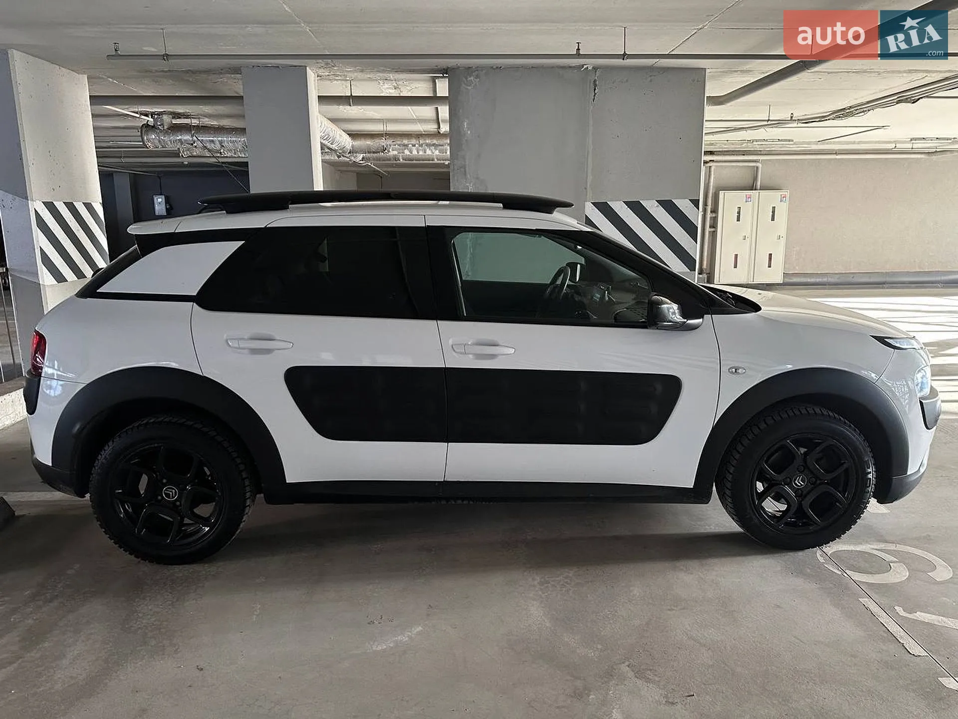2015 Citroen C4 Cactus - мініатюра 2