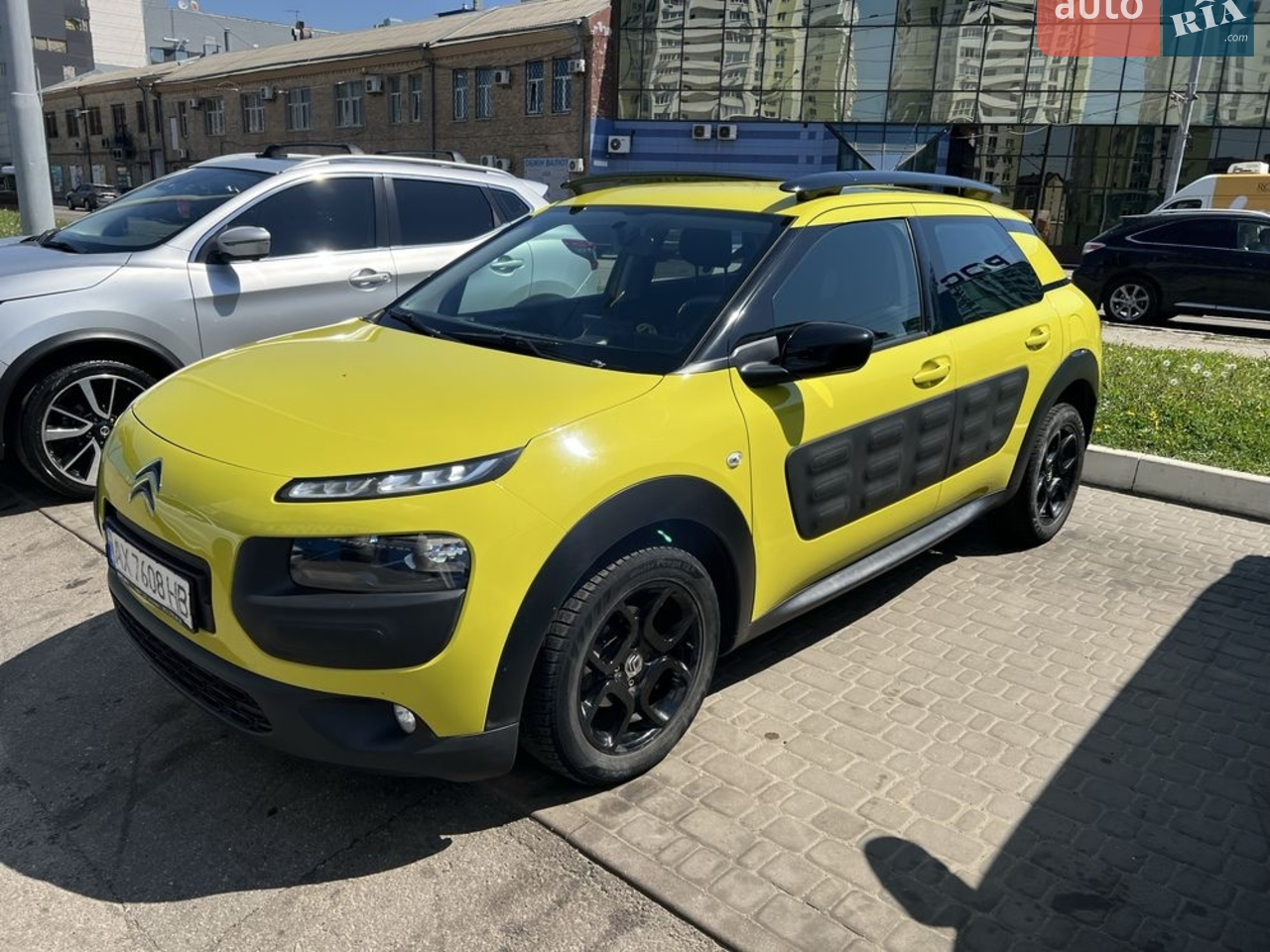 2017 Citroen C4 Cactus - мініатюра 23