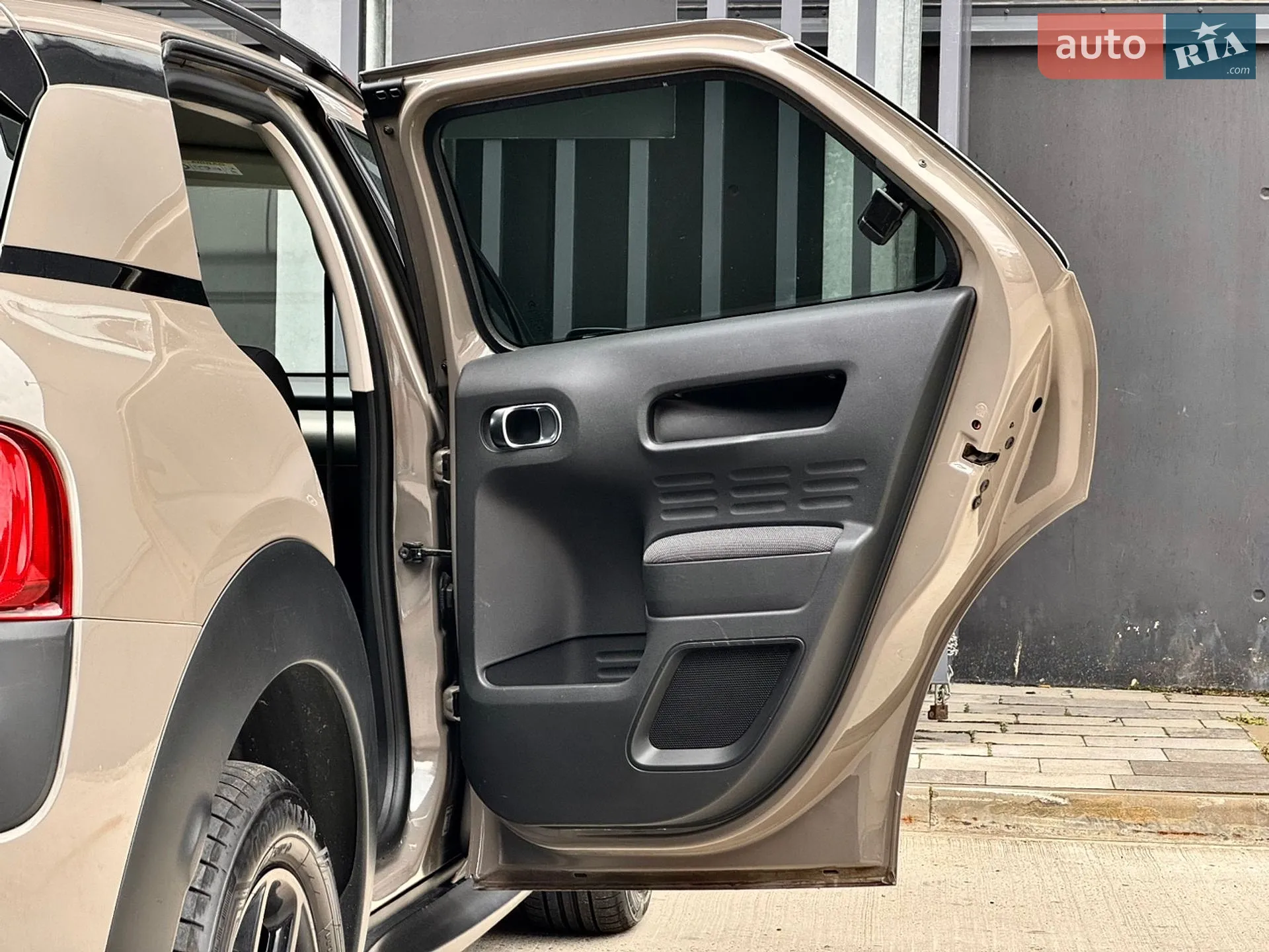 2018 Citroen C4 Cactus - мініатюра 33