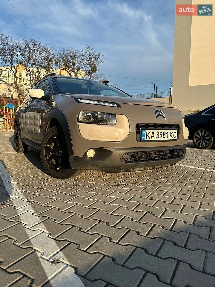 2016 Citroen C4 Cactus - мініатюра 17