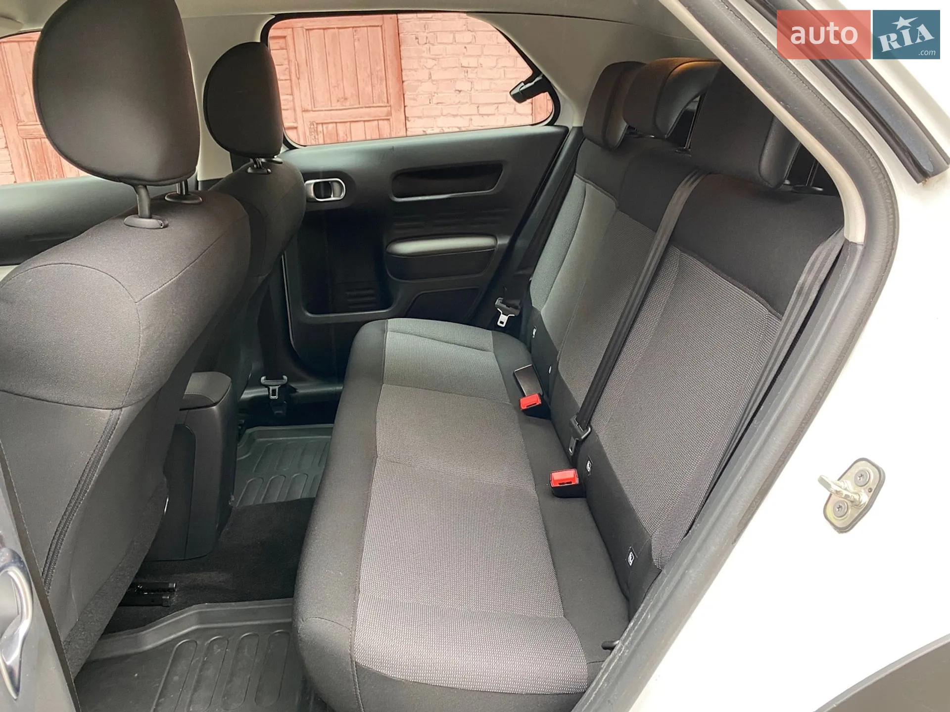 2019 Citroen C4 Cactus - мініатюра 29