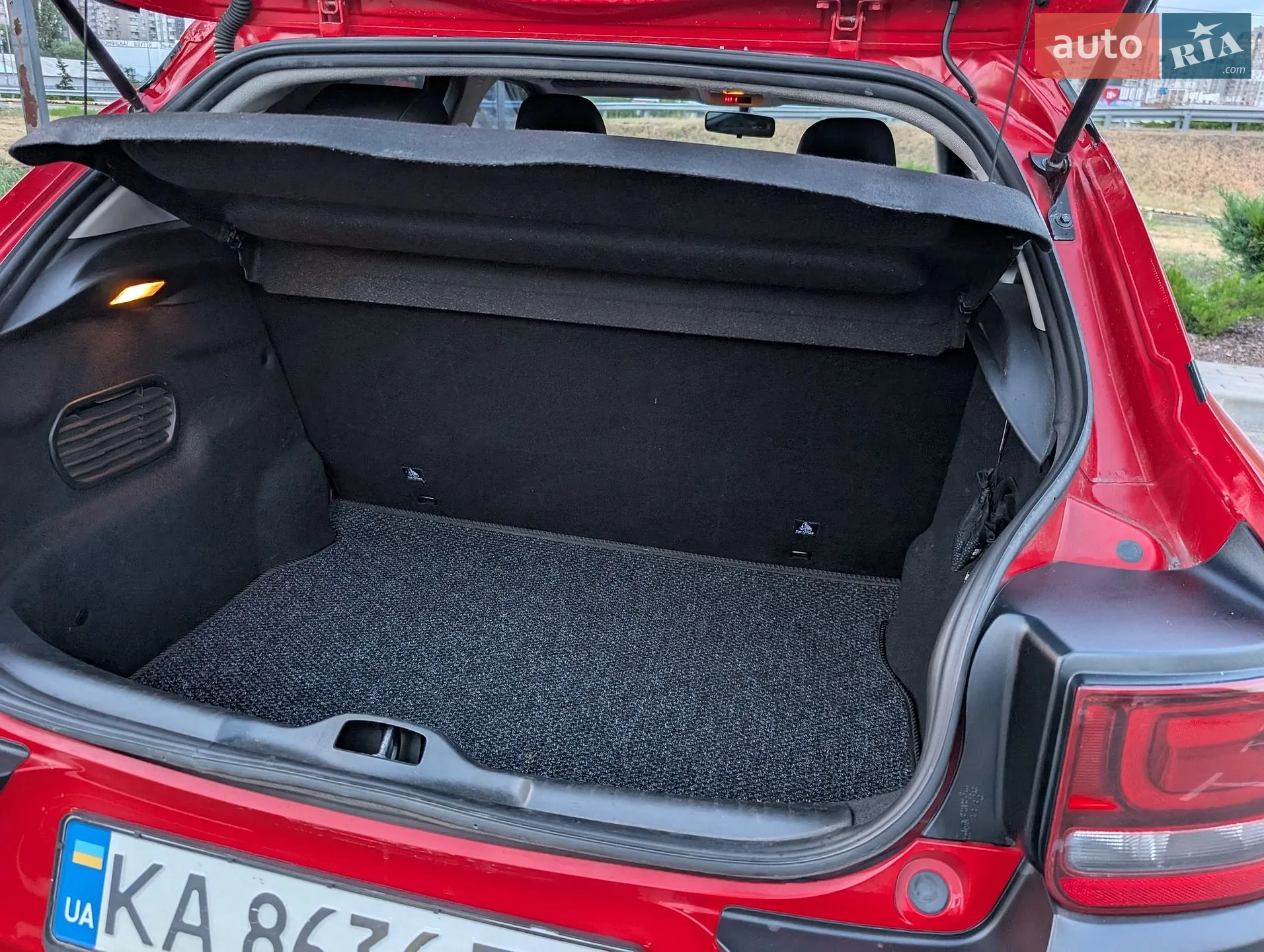 2016 Citroen C4 Cactus - мініатюра 22